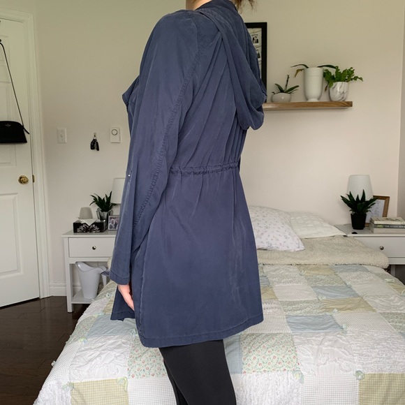 BLUE JACKET - Picture 3 of 7